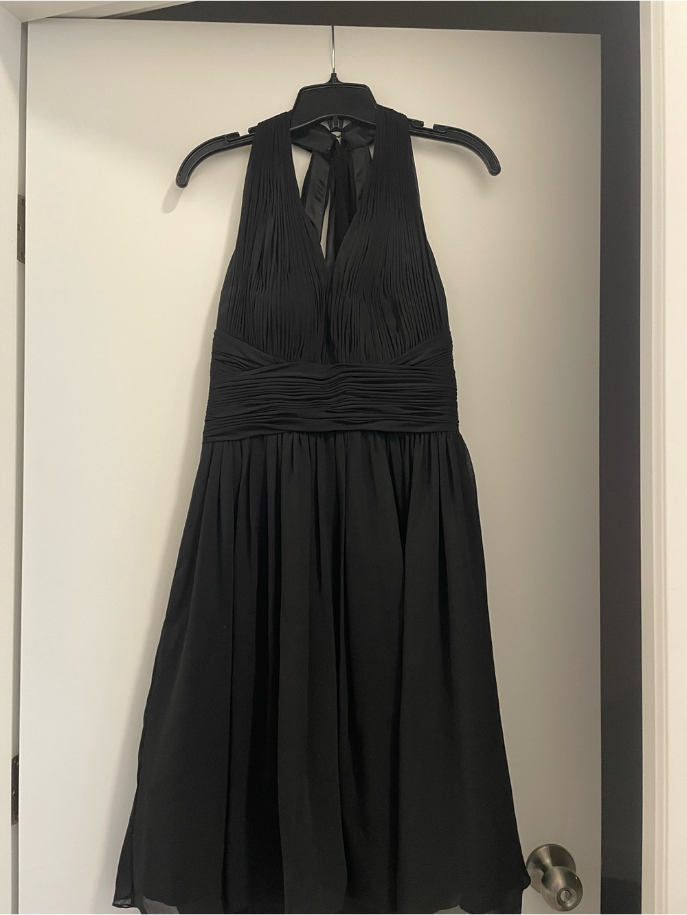 le chateau Black One-Shoulder Pleated Waistband Halter Dress